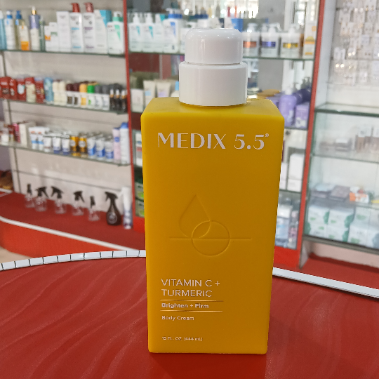 Medix 5m5 vitamin c +turmeric lotion